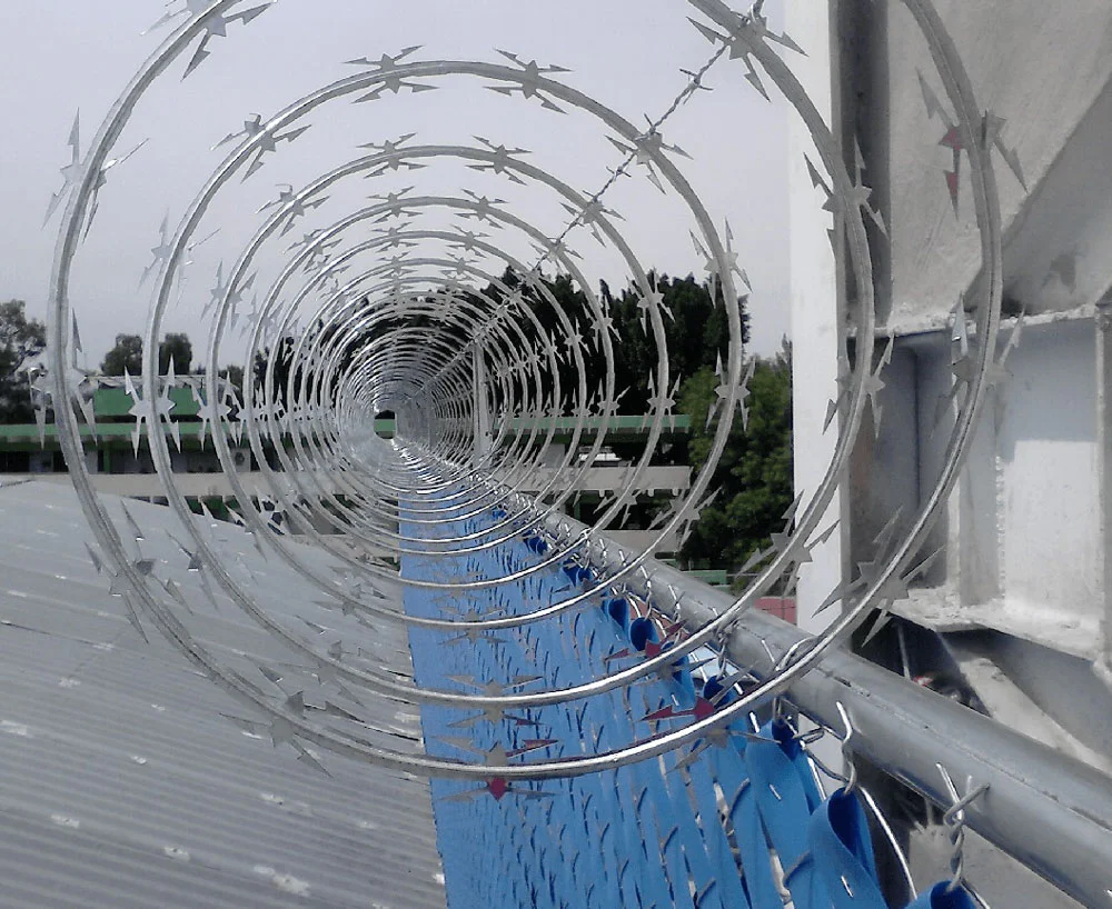 Concertina doble cruzada de seguridad en acero galvanizado
